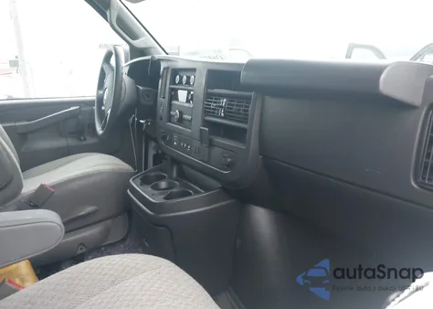 2024 Chevrolet Express Cargo Rwd 2500 Regular Wheelbase Wt from USA, damaged, VIN 1GCWGAF74R1290573